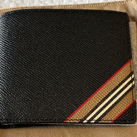 Mens Burberry Icon Stripe leather bifold wallet - Picture 1 of 4